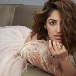Yami Gautam Instagram - Saturday night is not over even when sunday takes over.....💃😉 #weekendvibes