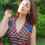 Yami Gautam Instagram - Close your eyes and feel the sunshine 🌝🍃#sundayvibes
