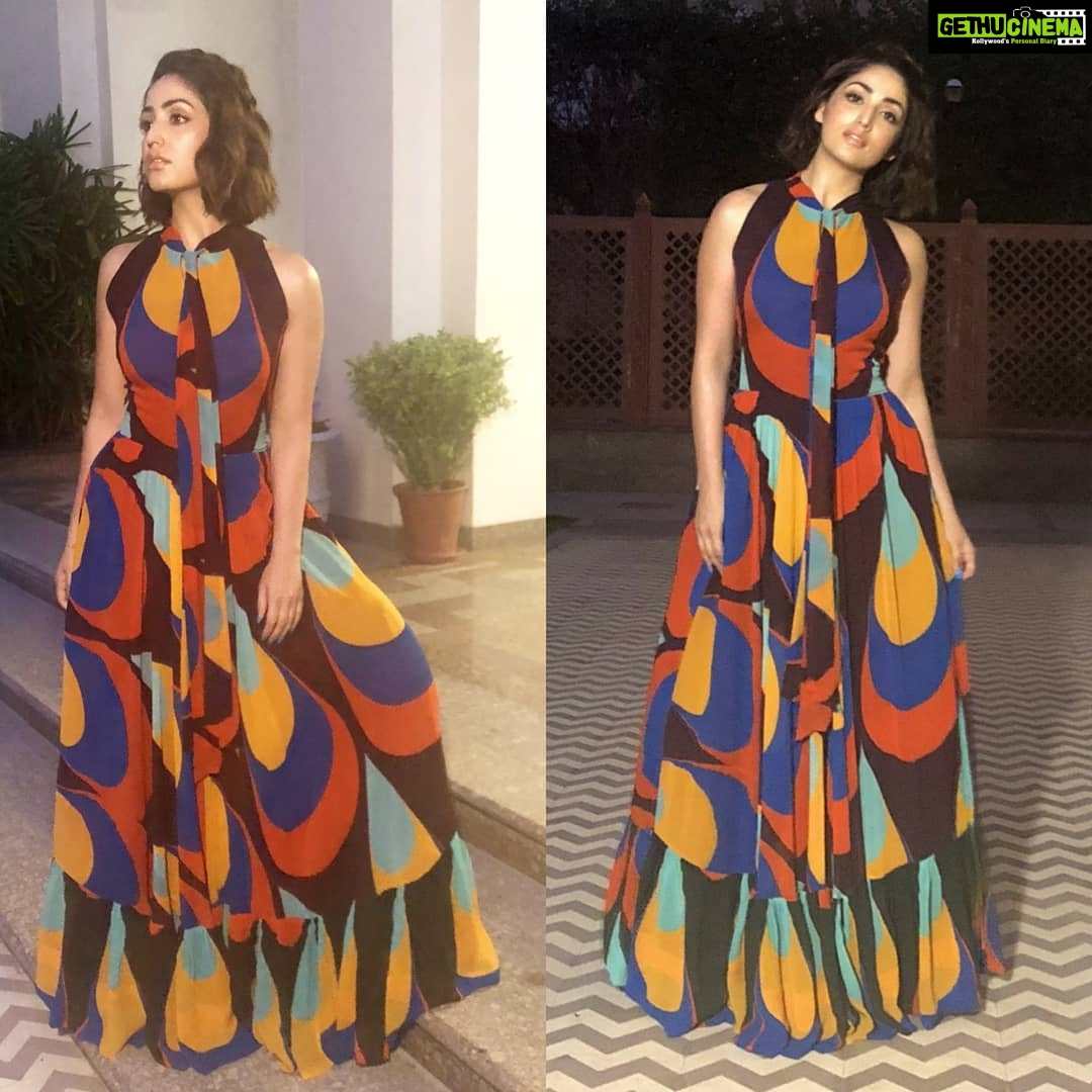 Yami Gautam Instagram - Happiness enveloped in colours š !! Thanks @bergerpaintsindia for inviting me to the city of #Jaipur Styled by @thetyagiakshay ⤠@style.cell Hair and make up by @loveleen_ramchandani š Outfit by @urvashijoneja š Jaipur, Rajasthan