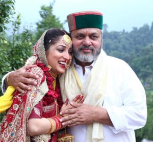Yami Gautam Instagram - Happy Father's Day papa...Love you❤️
