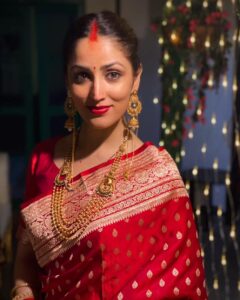 Yami Gautam Instagram - Rind posh maal gindane draaye lo lo❤

Let's welcome the spring season ❤️