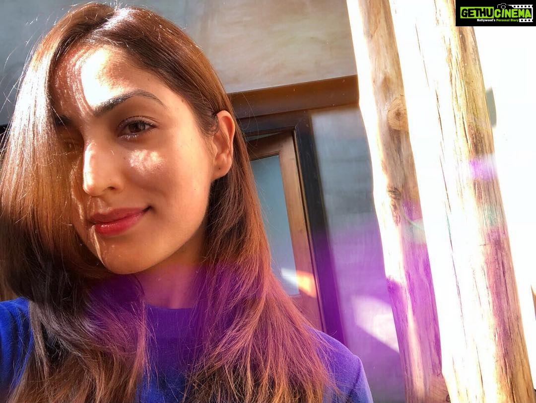Yami Gautam Instagram - They say if you dream a thing more than once , itβs sure to come true #Sleepingbeauty #fairytales π§ββ #workation