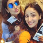 Yami Gautam Instagram - Flying high with @surilie_j_singh #Workation 😛✈️😁🤩