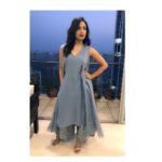 Yami Gautam Instagram – In @anitadongre for one of my favourite designers & a wonderful person @anitadongre at #LakmeFashionWeek… HMU by the amazing @shraddha.naik ! Absolutely in love with the show & the collection 💙