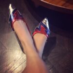 Yami Gautam Instagram - In #WonderWoman shoes going to watch her do wonders on screen with popcorn in my hands!! #BigFan ⚔️ @gal_gadot 🤘👻