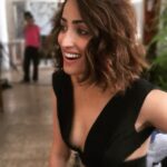 Yami Gautam Instagram - O hellu 🤪 #shorthairtimes😁