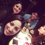 Yami Gautam Instagram - Familllllllllyyyy always it is❤️💙 #TBT #missthem #onlytimewhenigettobingenonstop😎 @surilie_j_singh u r the only one pouting 😂😜