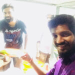 Yuthan Balaji Instagram – #TagIdly #tag your #idly now..I did mine..
I really loved the taste..youngsters #vip (#Velaiyilla #Pattathari’s) started this n they r doing it in a good way especially the taste tat made me to post this..head to marina n search for this Tagidly shop n enjoy with u friends..the more beauty is the budget..3 people can have dinner with just ₹100 
Support these youngsters 🤙🏻
#Joo #YuthanBalaji #Yuthan 
Place: #Marina #Beach (behind Gandhi statue) #Chennai

#food #foodlover #streetfood #chennaifood Gandhi Statue, Marina Beach, Chennai