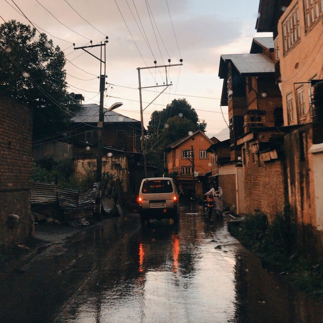 Zaira Wasim Instagram - Kashmir