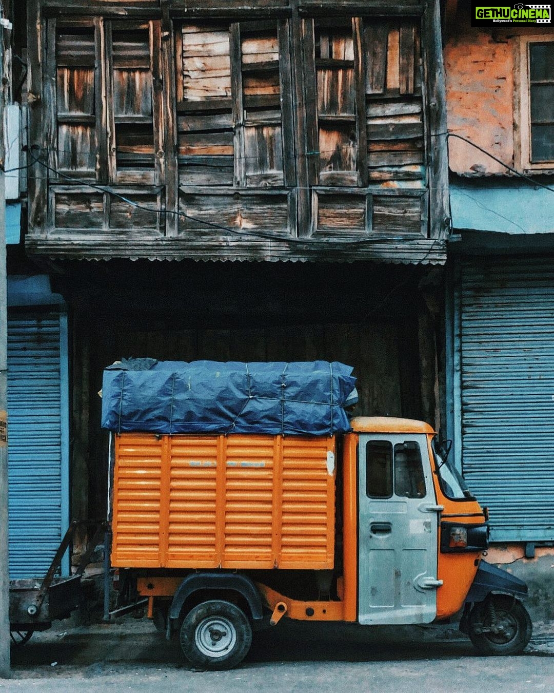 Zaira Wasim - 48.7K Likes - #shotoniphone
