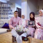 Aaron Aziz Instagram - My heaviest Raya by far. Hope ALLAH will be merciful and keep us whole as a family together. Nenek, Atok, Nenek Melaka, Aunty Lati & my most beloved Mummy & Daddy have passed. Jadi hargai lah setiap saat bersama Ibu bapa dan nenek/ Atok anda jika masih ada. Kerana rindu kpd orang tua Amat berat dan pahit. Semoga ALLAH SWT merahmati mereka semua Ameen. Selamat Hari Raya saya ucapkan kpd semua dan juga doakan saudara Islam kami di Palestine. @diyanahalik @danishanaqiaaron @dwiarianaaaron @dahliaarissaaaron whole family in @jakeltextile