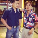 Aaron Aziz Instagram – Ni lah dia #deanilyas dan bekas ex dia #Izfairin @globalstationsb #lelakipendosa Cite Memang lain dari lain. @gambitsaifullah dari novel #imamkulelakipendosa