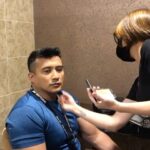 Aaron Aziz Instagram - Dalam otak Abg buat lah lantak kau nak make up Aku tebal ke tipis ke yg penting #aksoX Aku Jangan kacau. #BeRadical @officialaksomalaysia @datoadzwan #aksoXphotoshoot