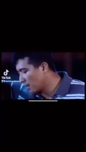 Aaron Aziz Instagram - Abg Long Malek dah quit smoking dah…korang bila lagi nak stop? Nak badan sado kena #AksoX kan badan kita confirm ketul ketul. #AkuaksoX @officialaksomalaysia Nak jadi Agent boleh dm @datoadzwan #beradical #budakrantai #smokelessvapemore #KLGangster3 #Malek