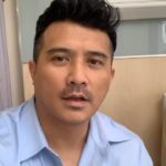 Aaron Aziz Instagram – Drama ini di antara drama yg Terbaik yg pernah saya menjayakan  terbitan @globalstationsb Hopefully penonton akan follow setiap episode kerana watak Abg Memang lain daripada yg lain Thank you @tv3malaysia @zaitonmj @aliaramly @eyrahman22 @sophiekoshka @shimaanuar @gambitsaifullah @aleza_shadan @theonlyfauzinawawi @kaelofficial @ungkuhariz @mariafarida @thehafeezmikail @maisarasufia @_anneabdullah08official #abgberlakonaje