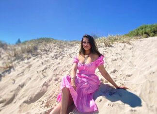 Aarti Chhabria Instagram - Forget not that the earth delights to feel your bare feet and the winds long to play with your hair. Khalil Gibran #quotes #pinkdress #love #khalilgibran