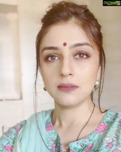Aarti Chhabria Instagram - एक नए अन्दाज़ में… #aartichabria ❤️ #newlook  #deglamour #lookbook #moods