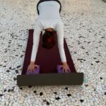 Aarti Chhabria Instagram - You got to push yourself towards fitness, a healthier diet, and a disciplined lifestyle even when you don’t feel like it! There are days you’re sleepy, or have important work, or have a social commitment, those are the days, you need you to push you more!!! I’ve had a long gap since I last pushed myself but it’s never too late to start all over again! #nofear #justdoit #yoga #fitness #healthylifestyle #fitnessmotivation #terraceworkout Thank you Deepak Sir 🙏✨#mountainclimbing