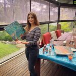 Aarti Chhabria Instagram - Let’s paint #2022 on a fresh canvas - slowly, neatly, beautifully and full of colour and texture… to our hearts desire. 💝 #painting #canvas #oilcolors #oilpainting #margaretriver #watersedge #watersedgemargaretriver #aartichabria #colourful #greenery #paintinginnature #pourpainting #happy #fulllength