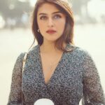 Aarti Chhabria Instagram – 50 thoughts in a minute. #oneatatime ❤️
📸 @dhruvgohil_ 
.
.
.
.
.
.
.
.
 #intenselove #intensity #intenseforlife #scorpiolife #shootlife #aartichabria #closeup #valencia #dress #ootd #thoughtful #gatewayofindia #coffeelover