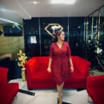 Abhirami Suresh Instagram - Favourite salon in town :) @ftvsalon.jawaharnagar.kochi ♥️✨