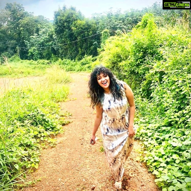Abhirami Suresh Instagram - forever Lalettan fan 🤩✨♥️😂 #LoveInTheAir