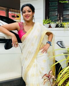 Abhirami Suresh Instagram - When someone would mistreat, misinform, misuse, misguide, mishandle, mislead… or any other 