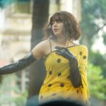 Adah Sharma Instagram - POLL :Yesss or YASSS Saree and Gloves Kaali Peeli looking for trouble 💛🖤🙃 for the @filmfare awards Uploaded raw images without any edit because they looked nice to me 🤪 📸@biryanimasala Styled by @juhi.ali Hair @snehal_uk Saree @suta_bombay @rubansaccessories Heels @charleskeithofficial @jagats38 for getting us the kaali peeli 😉 , , , , #100YearsOfAdahSharma #filmfareottawards2021 #filmfareawards