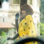 Adah Sharma Instagram - POLL :Yesss or YASSS Saree and Gloves Kaali Peeli looking for trouble 💛🖤🙃 for the @filmfare awards Uploaded raw images without any edit because they looked nice to me 🤪 📸@biryanimasala Styled by @juhi.ali Hair @snehal_uk Saree @suta_bombay @rubansaccessories Heels @charleskeithofficial @jagats38 for getting us the kaali peeli 😉 , , , , #100YearsOfAdahSharma #filmfareottawards2021 #filmfareawards