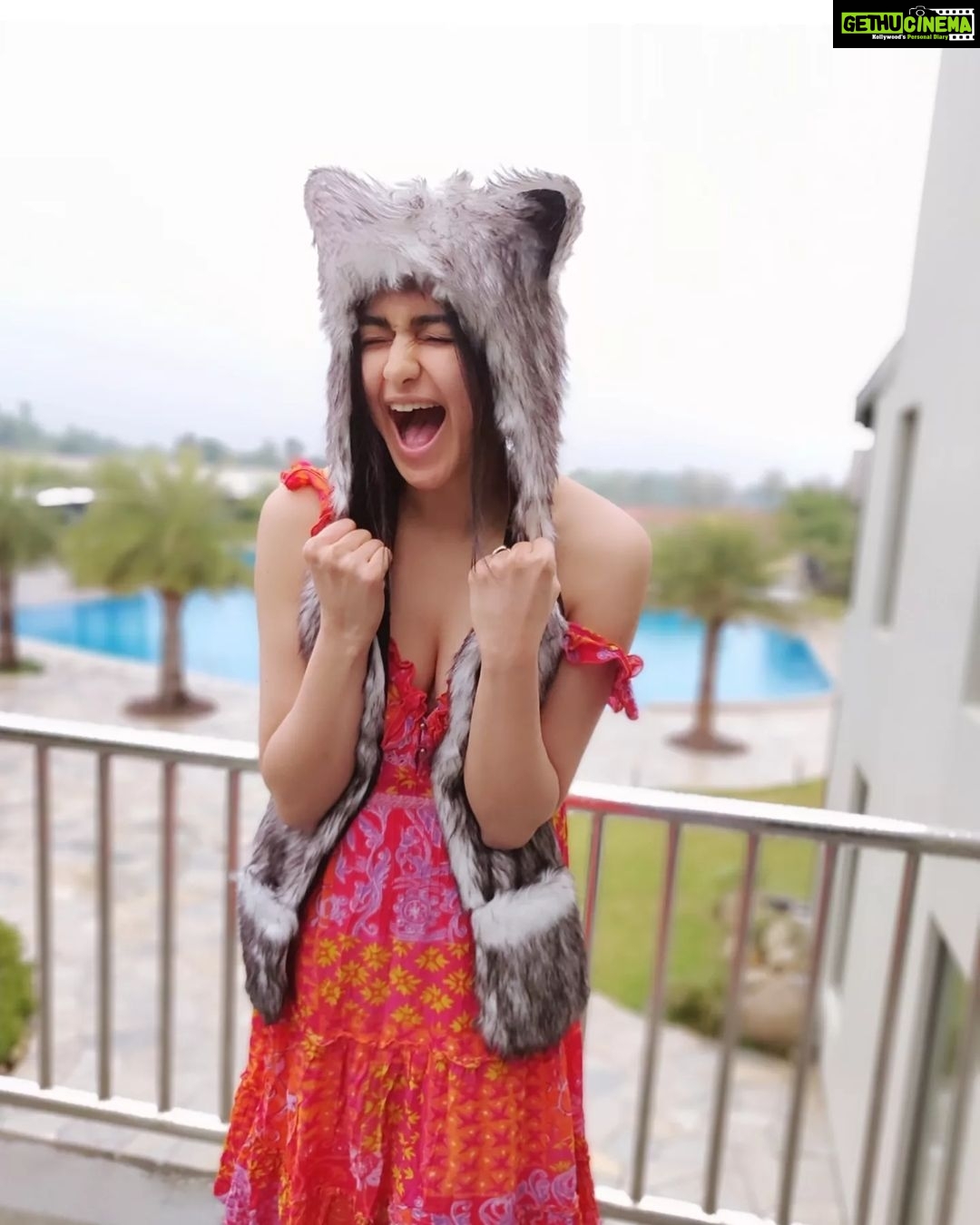 Adah Sharma Instagram - What's your SuperPower?π¦ΈββοΈβ€οΈ Behind every successful Man is a woman. Beside every successful Superhero is his Adah (Sharma)o -F(L)ying π
π
. #ThoseWhoKnowKnow #ThoseWhoDontKnowWontKnow #100YearsOfAdahSharma #adahsharma . . P.S. Be creative with your Superpowers! My superpower for today is reading and replying to 66.6661 % of all your comments while simultaneously being 17 % bulletproof and teleporting myself to exactly the same location ππ¦ΈββοΈ