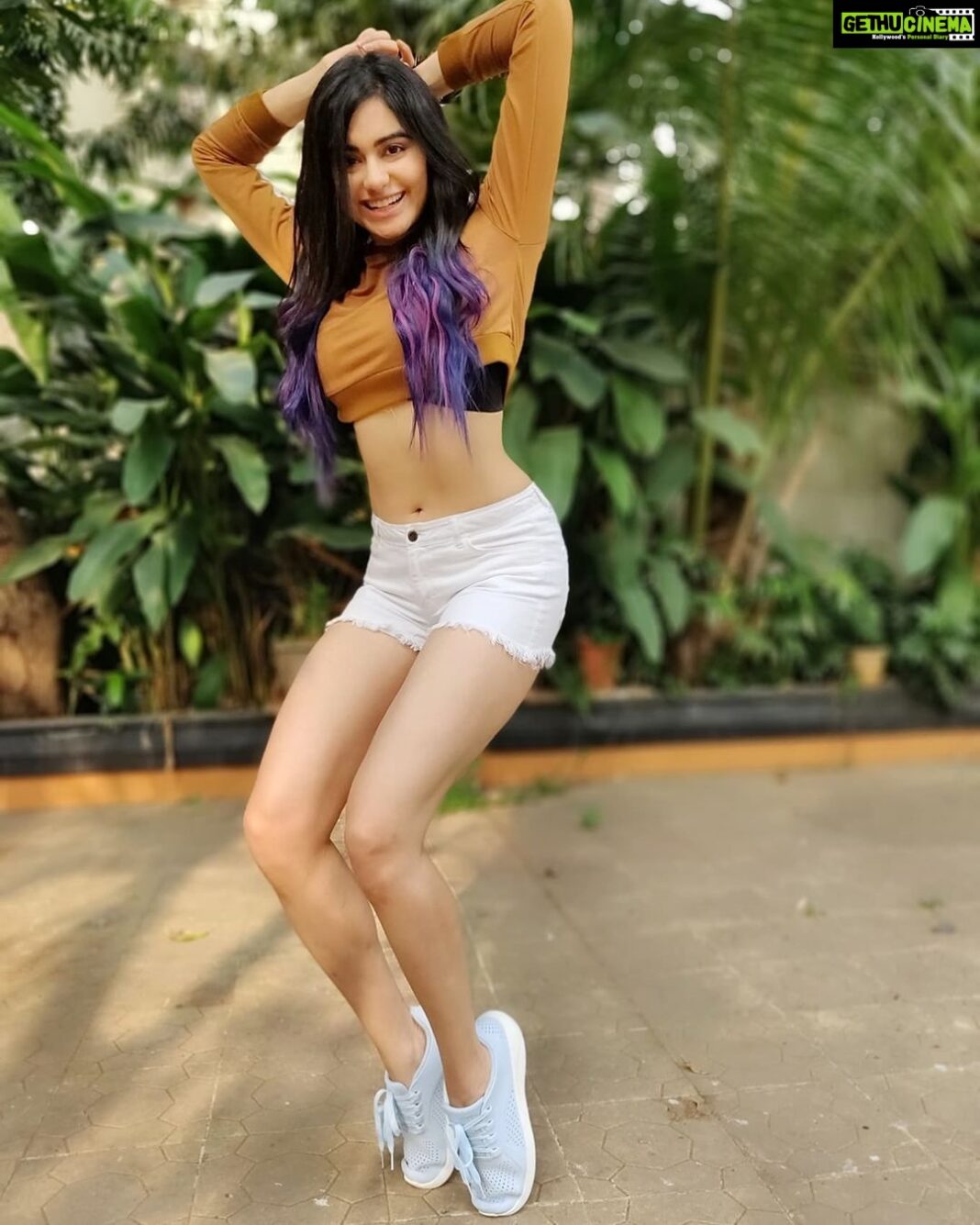 Adah Sharma Instagram - Guess who my competition for 2022 is । Hint : I'm grinning at her 🙃🦉❤ SWIPE to see how its keeping me on my toes 🐪🐭🥜 , , , #BeYourOwnCompetitionUnlessYouHaveAnOwlThenMakeTheOwlYourCompetition #100YearsOfAdahSharma #adahsharma Hair and pics at home @snehal_uk Styled by @juhi.ali @_umangmehta 📸 and location finder Kunal 😎 Living doll veda 😍
