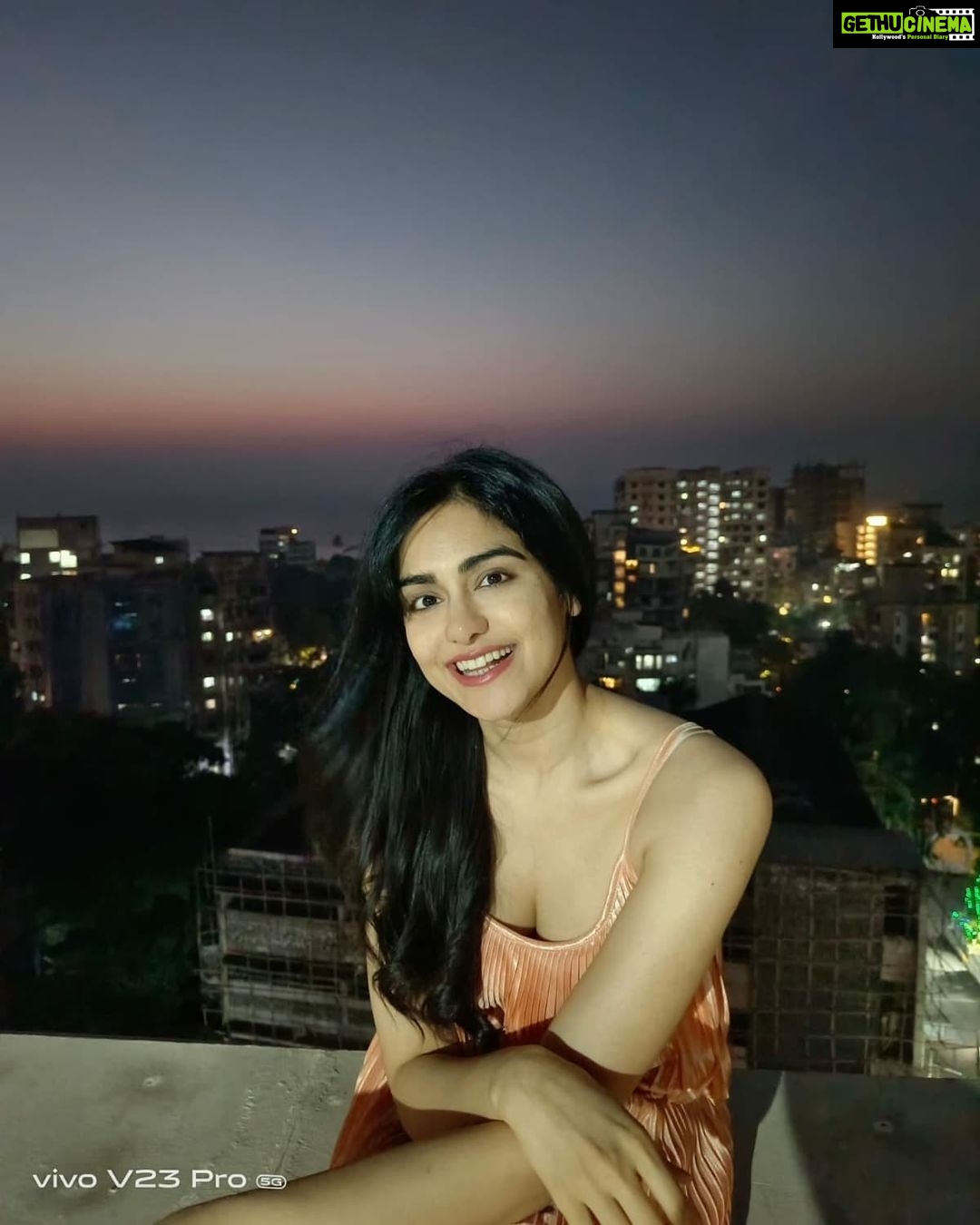 Adah Sharma Instagram - A sleek and stylish design featuring India’s slimmest 3D curved display & India’s First Color Changing Fluorite Glass, say hello to my gorgeous #vivoV23Series, the perfect complement to every outfit I wear. All my photographs are all so crystal clear on India's First 50MP Eye AF Dual Selfie and a 108MP Ultra Clarity Rear Camera. Taking pictures is a truly a delight. #DelightEveryMoment Head over to @vivo_india and pre-book yours today!