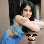 Adah Sharma Instagram - Blessed are those whose hearts can bend for they will never be broken 🤩 New year's resolution : to work on my cardiac flexibility 🙃🤓 Blue poison dart frogs are considered one of the most toxic or poisonous animals on earth ❤️❤️ , , , SWIPE at your own risk The poison from the blue poisonous frog can cause swelling , nausea and muscular paralysis . 🙆‍♀️ @snehal_uk 🧞@juhi.ali @asaga.in @kharikajai @rubansaccessories #100YearsOfAdahSharma #adahsharma #WindowWoman