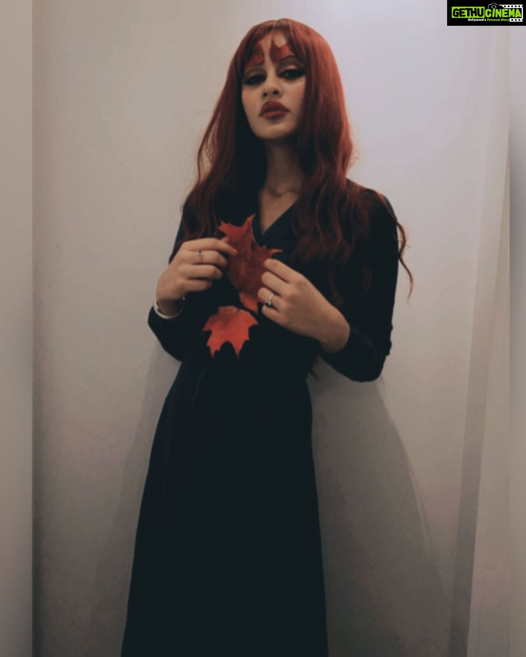 Aditi Arya Instagram - Spent that night making Egirl faces whenever the cameras came around. Tough job reclaiming the subcultures GenZ borrowed from us. #Halloween #poisonivy #egirl #egirlmakeup