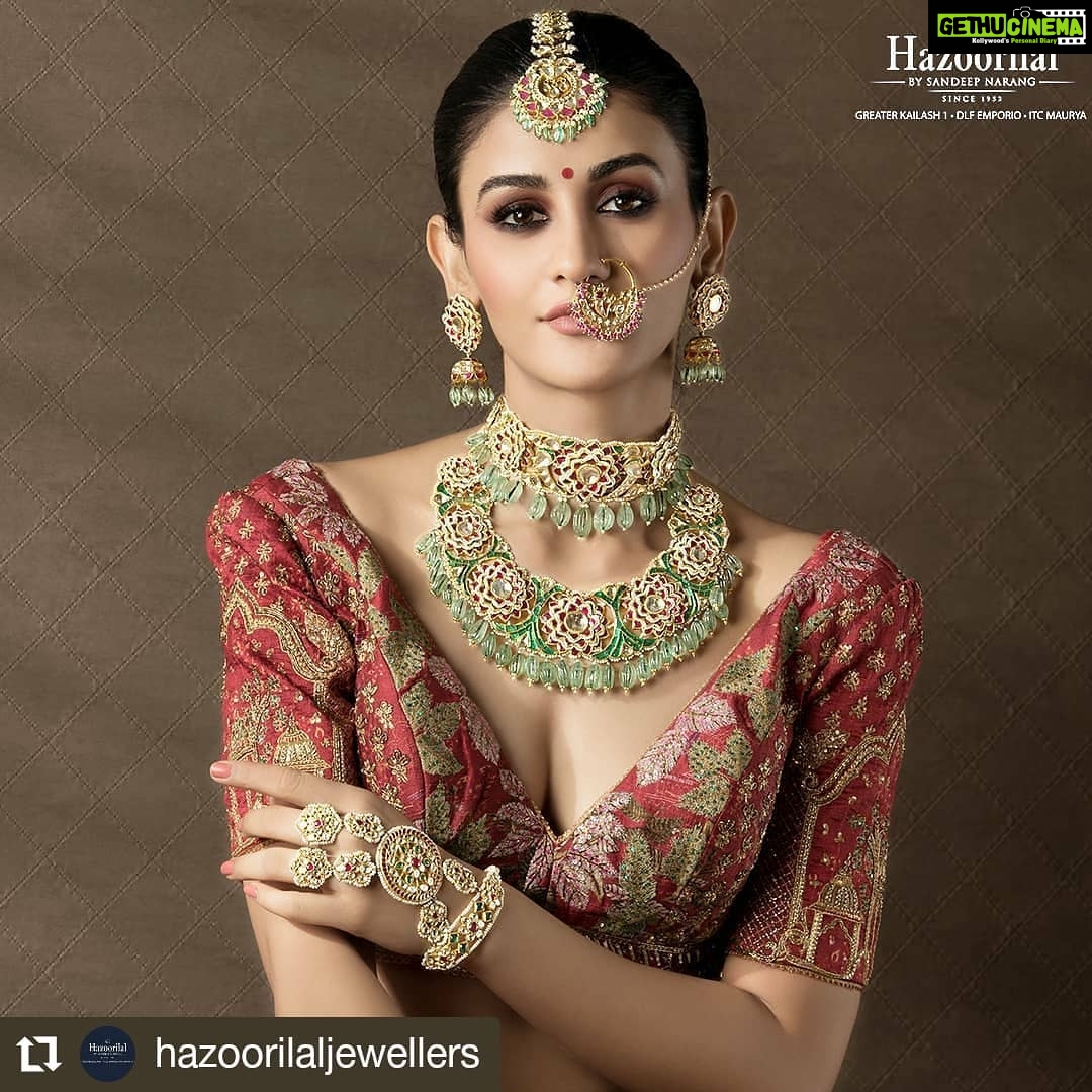 Aditi Arya - 15.3K Likes - Oh. The opulence.
#Repost @hazoorilaljewellers
• • • • • •
Hazoorilal By Sandeep Narang at Hazoorilal Jewellers GK-1
Fall in love with the most fabulous Bridal Jewellery from the House of Hazoorilal By Sandeep Narang.
In stores the latest collection
GK-1•DLF EMPORIO•ITC MAURYA
Book your appointments for store visits or video conferencing
+919811223344, +91 1145257700
#HazoorilalBySandeepNarang #Campaign2019-20 @aryaaditi #HazoorilalCampaign #Gold #Diamonds #Polki #Emeralds #BridalJewellery #WeddingJewellery #JewelleryTrendsetters #GK1 #ItcMaurya #DlfEmporio #HazoorilalJewellers #Hazoorilal
Photography - @shivamm_paathak
Stylist - @shauryaathley @ayeshaaminnigam
Makeup - @shaan_makeup_artist
Clothing - @solteebysulakshanamonga