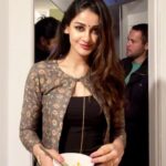 Aditi Arya Instagram - When @anuragdash31 got South Asians to feed on a bowl full of sanskars.