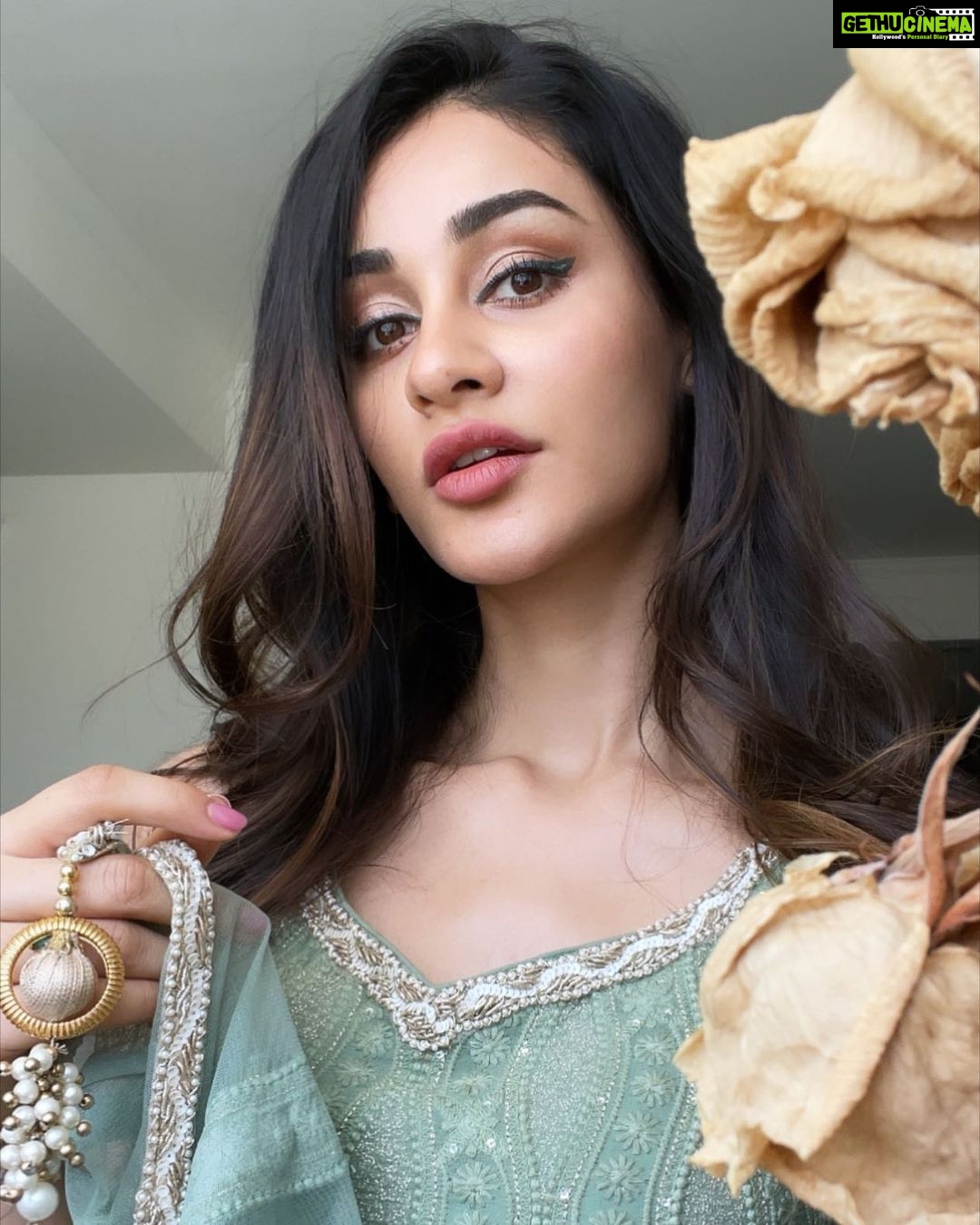 Aditi Arya Instagram - Thursdays are flamboyant anyway. Happy Diwali, I miss you all ❤️ . . . . . . #happydiwali #diwali #diwali #celebrations #reels #instagram #reelsinstagram #study #studyhacks #exams #examfever #trending #instagood #explore #explorepage #india #instadaily #photography #reel #memes #fashion #foryou #music #reelsvideo #reelkarofeelkaro #reelsindia #bollywood #video