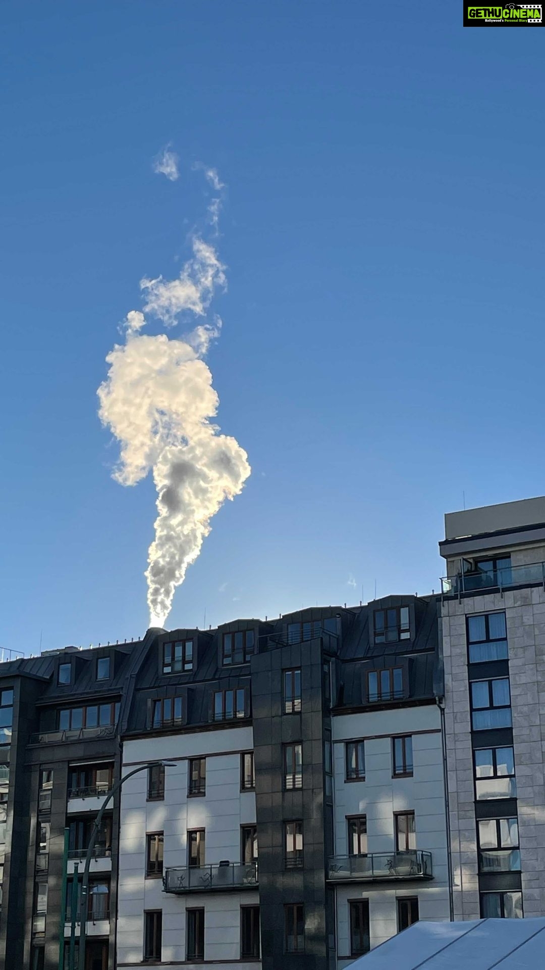 Aditi Chengappa - 276 Likes - A quiet moment 🌞
.
.
.
#sunshine #quiet #winter #silence #mitte #berlin #reels #iphone12
