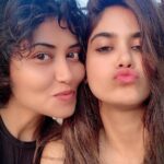 Aditi Sudhir Pohankar Instagram - Person I love the most @niveditapohankar ♥️ #love #loveyou #smile #kiss #sisterlove #sisters
