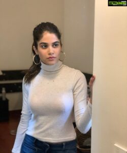 Aditi Sudhir Pohankar Instagram - Yesterday I was clever, so I wanted to change the world. Today I am wise, so I am changing myself. 
.~Rumi. 
.
.
.
.
.
.
.
.
.
.
.
.
.
.
.
.
#aaditipohankar #sheonnetflix #she #aashram #style #styleinspo #fashion #fashionstyle #fashionista #picoftheday #pic #photography #photo #photooftheday #ootd #ottdfashion #love #loveyourself #happy #2021 #smile #winter #winteroutfits #rumi #beauty #beautiful #beautifuldestinations