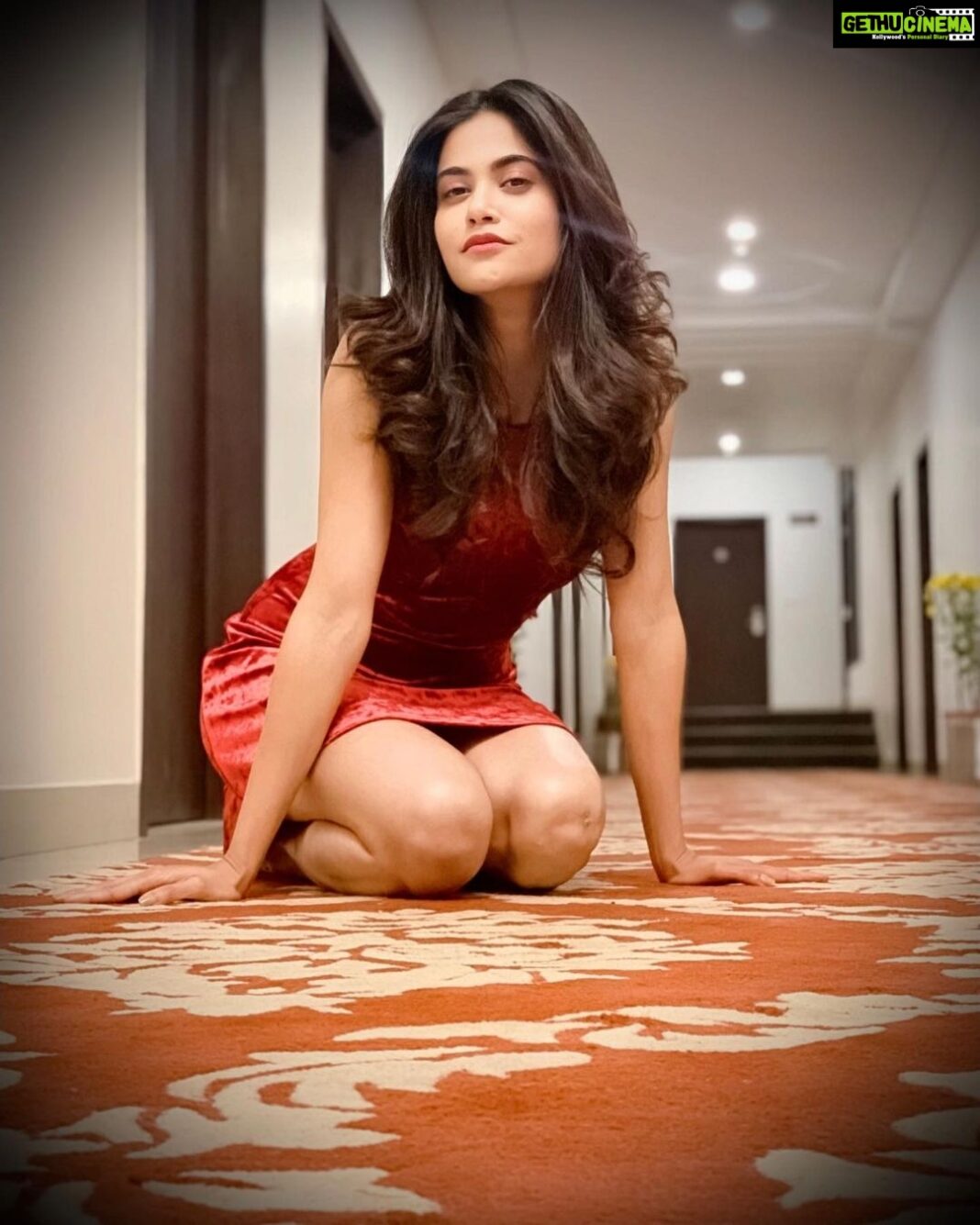 Aditi Sudhir Pohankar Instagram - Wish you all a Very Merry Christmas 🎄 #aaditipohankar #christmas #december #birthday