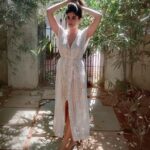 Aditi Sudhir Pohankar Instagram - Love her but leave her wild . ~Atticus . . 📸 @tanviumehta . . #aaditipohankar #she #netflixandchill #beauty #beautiful #instagood #instagram #instamood #fashion #fashionista #love #smile #quarantine #ootd #picoftheday #photo