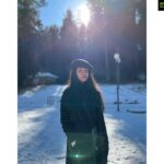 Ahana Kumar Instagram - It’s time to leave Kashmir , with so many memories frozen in my heart and mind.( pun intended ❄️ ) My favourite part about travelling ( apart from food obv ) is that feeling of wanting to come back when you’re about to leave. That’s when you know that you did it absolutely right. On that note , see you again Kashmir ✨ Thankyou @tentgraam and @tentgramtrips for taking care of everything to the T ♥️ Pahalgam