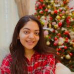 Ahana Kumar Instagram - Merry Christmas ♥️ Now you make sure that someone else’s Christmas is Merry too ✨