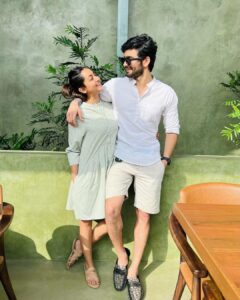 Aindrita Ray Instagram - Finally got an off from work to celebrate our happy 3rd!! Cheers @diganthmanchale 🥂 

Thanks for the click @divyamanchale 💚