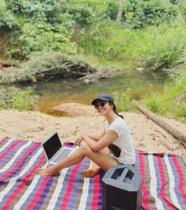 Aindrita Ray Instagram - 𝕤𝕦𝕟𝕕𝕒𝕪

𝕤𝕥𝕒𝕣𝕥 𝕒𝕗𝕣𝕖𝕤𝕙

#primitiveliving #technology #sustainability  #solitude #secondwave #sundaymotivation  #inspiredbynature #intervenedbytechnology #isolation #metime