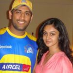 Aishwarya Arjun Instagram - Thank you for an extraordinary 16 year saga. Best wishes for a new page in the life of the Man with the Midas Touch!!! @mahi7781 #foreverafan #msdhoni #throwbackto2010 #DhoniRetires