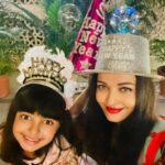 Aishwarya Rai Instagram - ✨🎊💝LOVE , PEACE and HAPPINESS GOD BLESS 🌟🌈💖HAPPY 2021💝✨