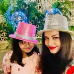 Aishwarya Rai Instagram - ✨🎊💝LOVE , PEACE and HAPPINESS GOD BLESS 🌟🌈💖HAPPY 2021💝✨