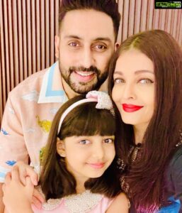 Aishwarya Rai Instagram - ✨🥰😍😘HAPPIEST 9th Birthday the ABSOLUTE LOVE OF MY LIFE, MY DARLING ANGEL AARADHYA ❤️✨😘🤗🌈💖🌟I LOVE YOU Eternally, Infinitely and UNCONDITIONALLY...Forever and Beyond.. GOD BLESS YOU and I thank God every breath I take for YOU in my life🥰💝Love, Love LOVE YOU😘🤗🥰😍❤️🌈🌟💝✨